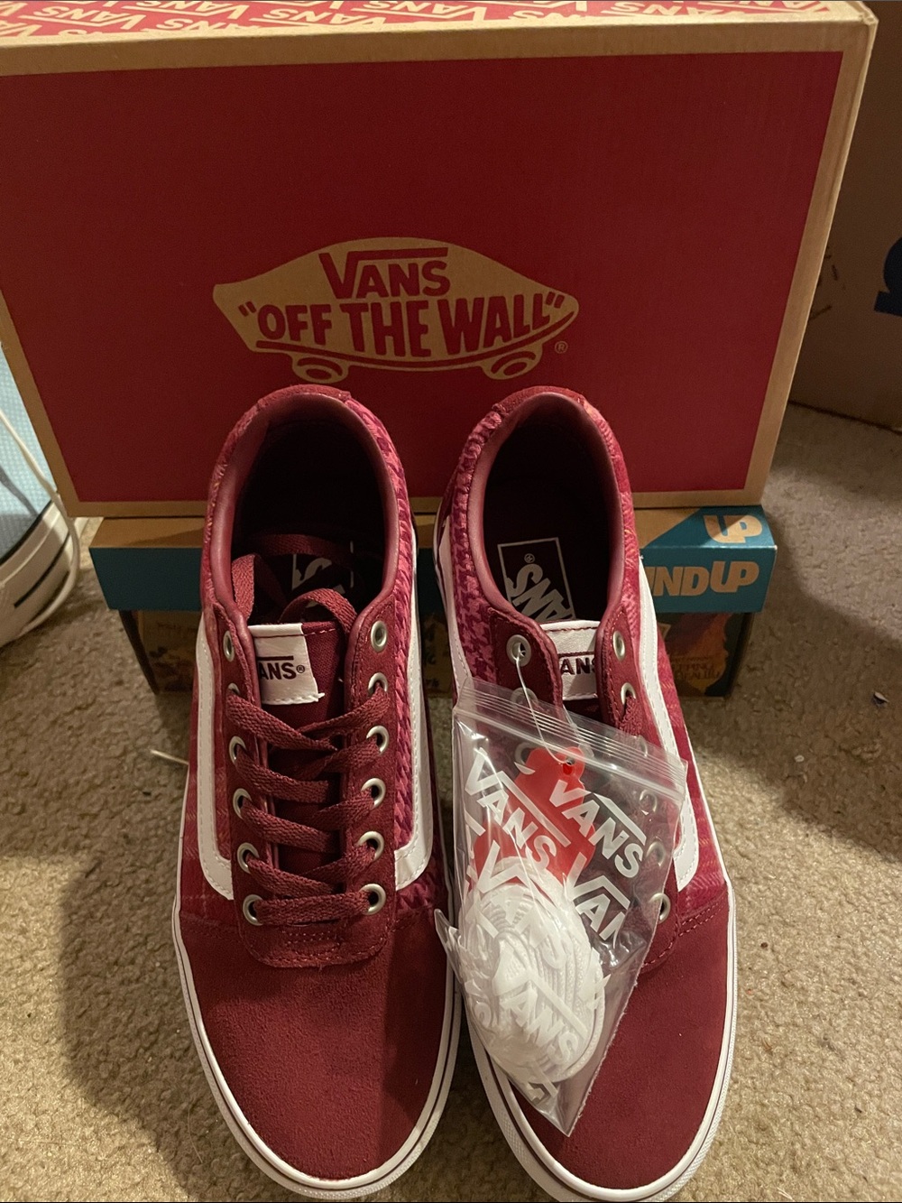 NWB Vans ward platform Low-Top plaid mix Sneakers, size 7.5